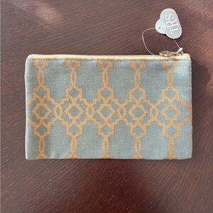 NWT zippered bag